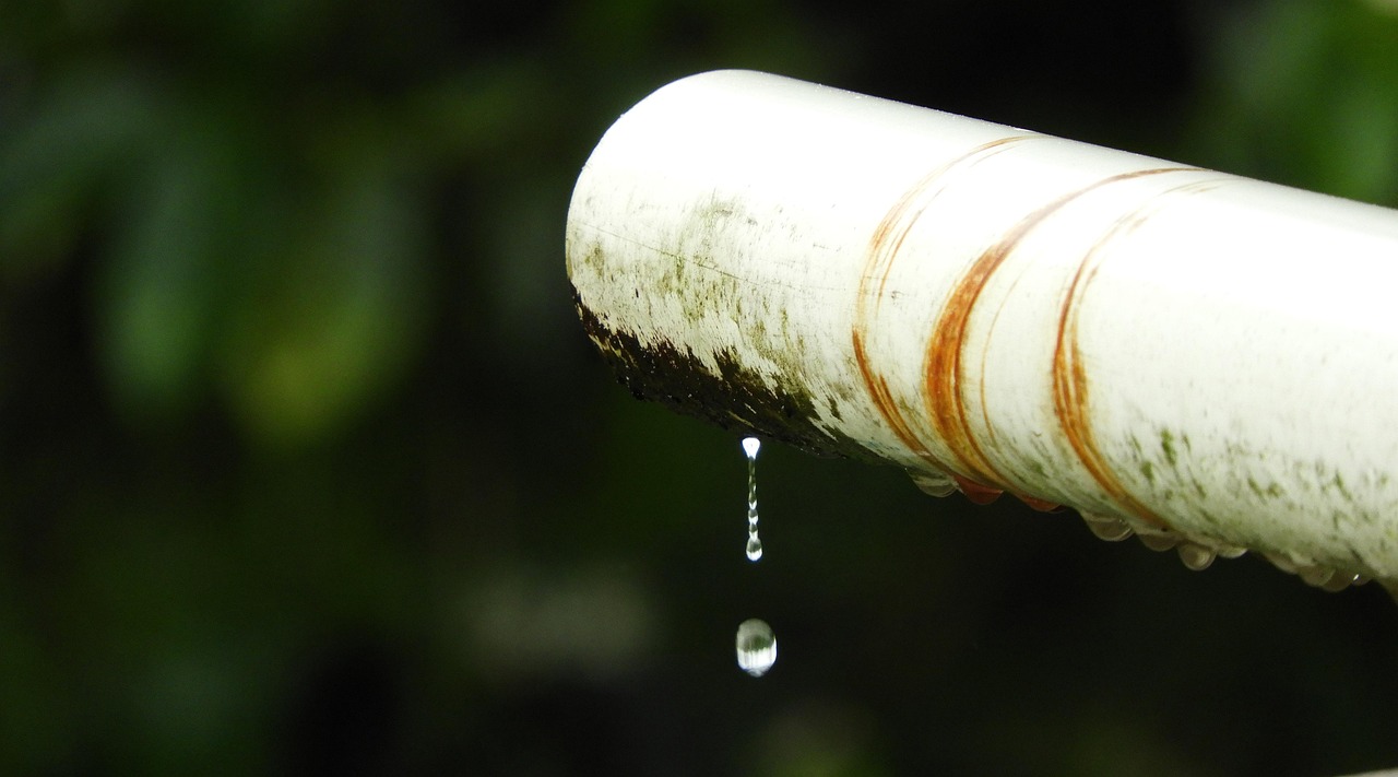 faites appel à nos experts pour une réparation rapide et efficace de fuite d'eau. intervention d'urgence, diagnostic précis et solutions durables pour protéger votre maison.