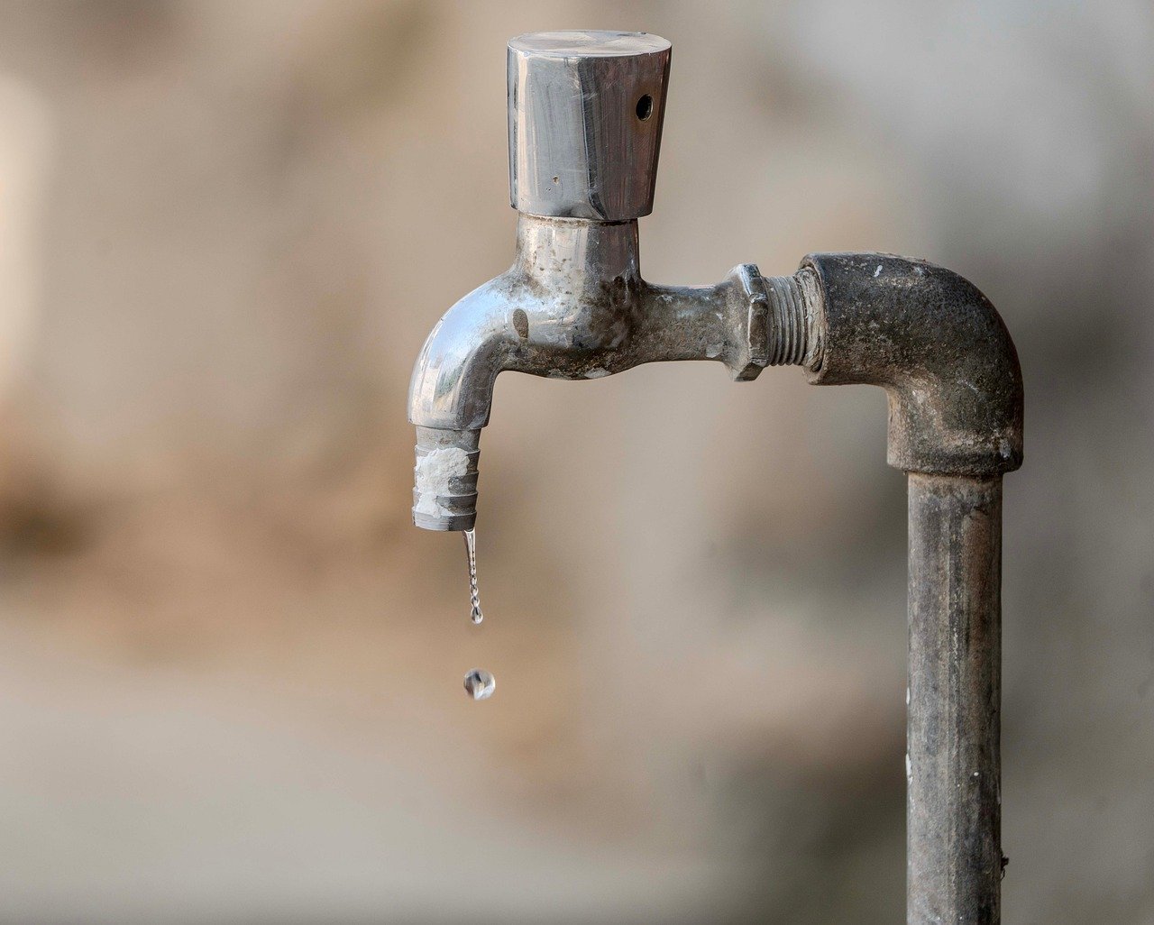 faites appel à nos experts pour la réparation de fuites d'eau. intervention rapide, diagnostic précis et solutions durables pour protéger votre habitation des dégâts des eaux.